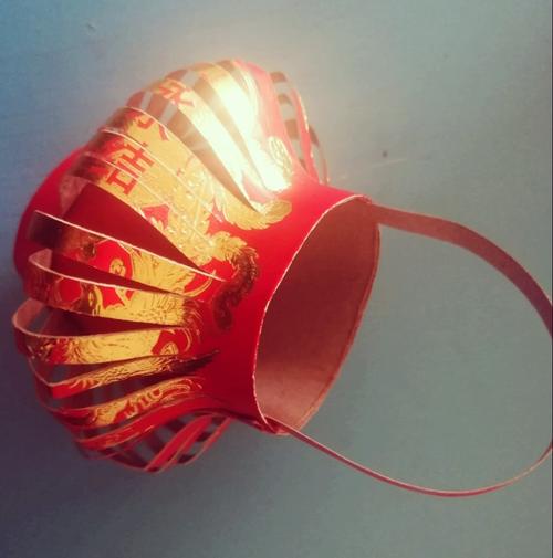 用红包做灯笼