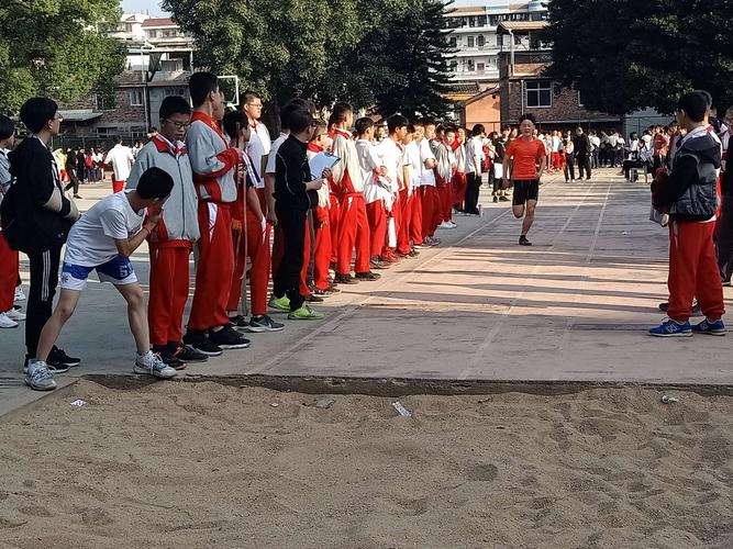 龙岩市高级中学八年级四班 许语涵