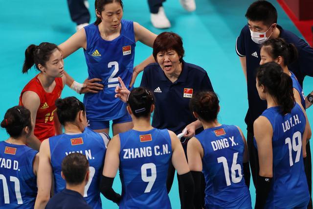 那么本场比赛再次输0-3,恐怕多少能说明目前的中国女排内部存在一些