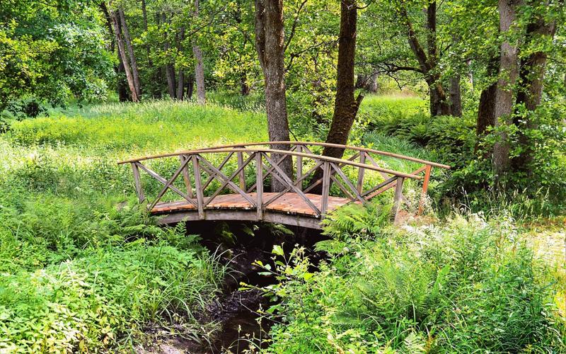 > 绿色郊外风景图片壁纸(2/10)