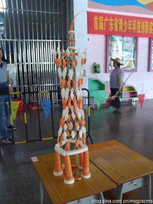 作品:牙签搭塔