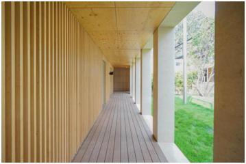 ▼上层的半室外走廊,the semi-ourdoor corridor on the upper floor