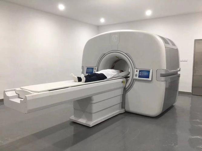 pet-ct检查时注射的药物是什么?_辐射