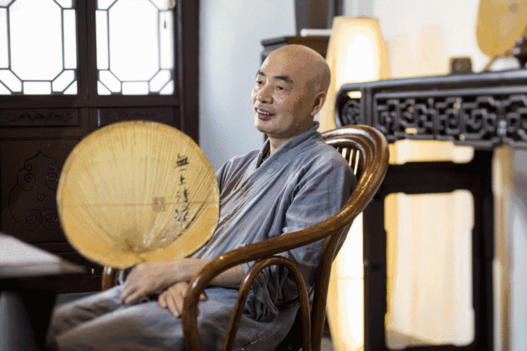 人生中无解的烦恼那么多,我们替你问了济群法师