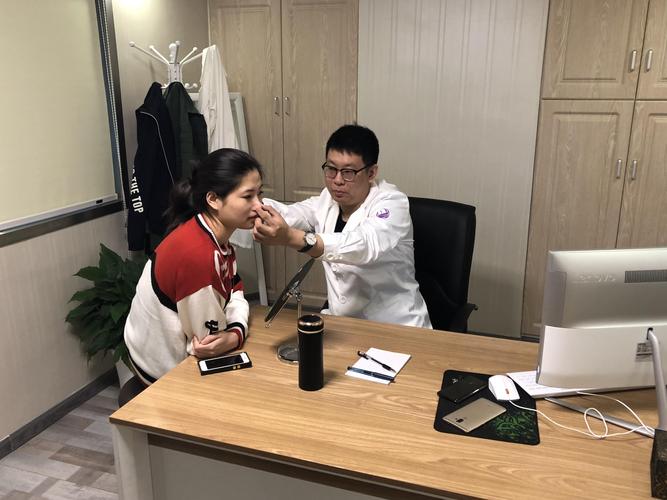 长沙丽都专家陈佳佳医生说:从鼻整形的价格看鼻整形的