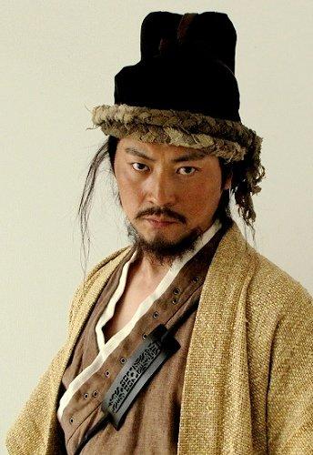 隋抒洋土匪扮相曝光 《怪侠一枝梅》中颠覆演出