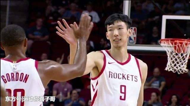 连续两场20 , 队员提醒德帅周琦该回来了, 德帅谈自有大用