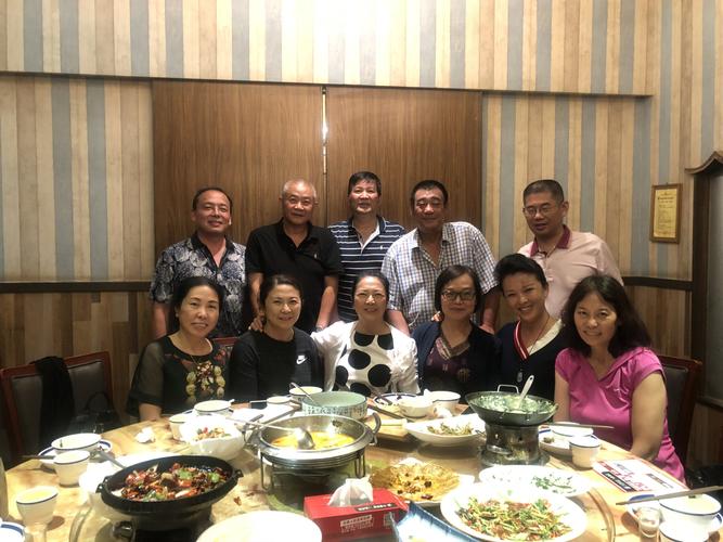 岁月如歌一一临沧同学聚会