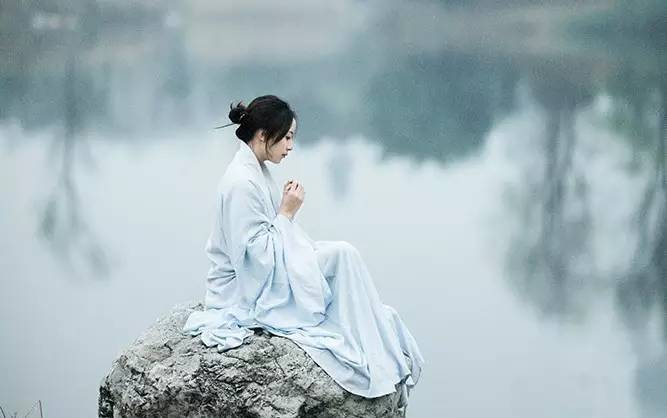 刘珂矣发布了个人第八首唱作单曲《缥缃醉》,音乐部分是与音乐人百慕