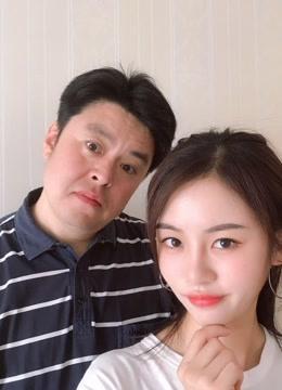 "一落千丈"祝晓晗:凭借搞笑视频获粉千万,今播放骤减带货遭批