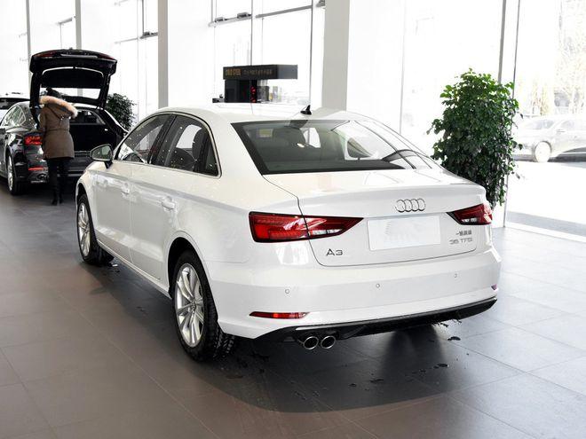奥迪a3三厢最高19万现车 面向全国各地