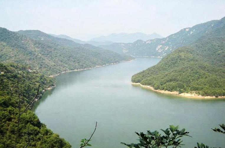 永定土楼民俗文化村,连城冠豸山,石门湖汽车2日游