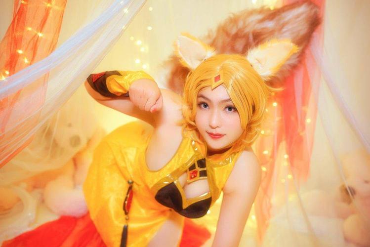 王者荣耀妲己cosplay,主人请尽情吩咐妲己