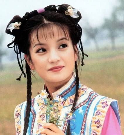 黄晓明当年喜欢赵薇为啥没追上看完当年的照片秒懂了