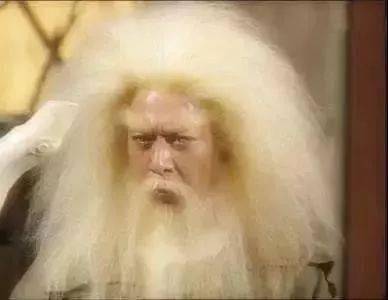 在面试中穿搭也同样重要