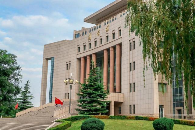 兰州工业学院2020年甘肃省本科专业录取分数统计