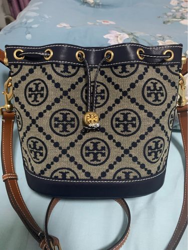 tb老花水桶包,求鉴定_水桶包_代购_toryburch_包包_toryburch_时尚