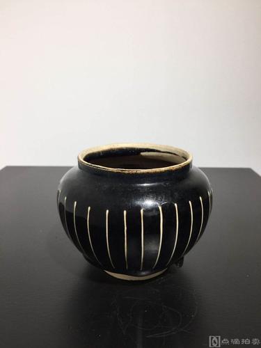 金代 燕川窑线条罐