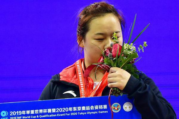 举重世界杯张旺丽再破世界纪录中国队停不下来