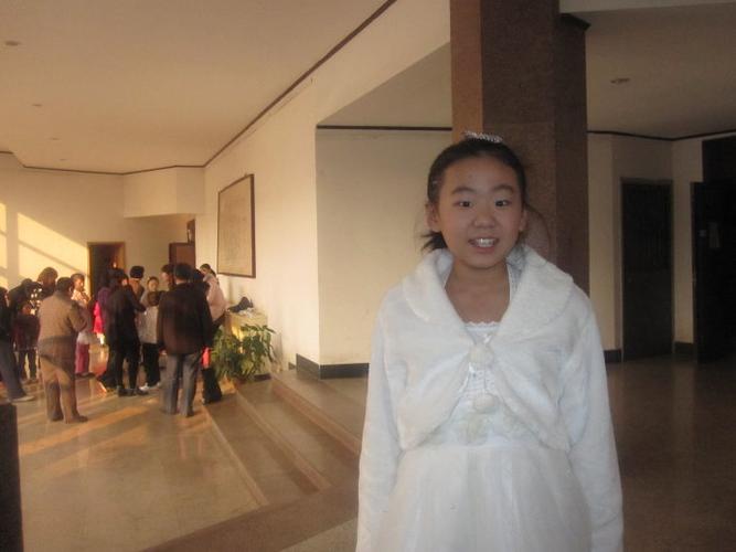 贝贝参加哆哆钢琴音乐会_泉城小龙女_新浪博客