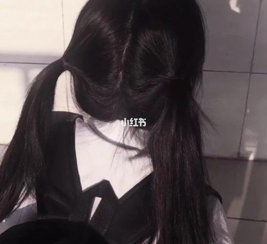 超可爱双马尾女孩背影头像_马尾_双马尾的我三岁_素材