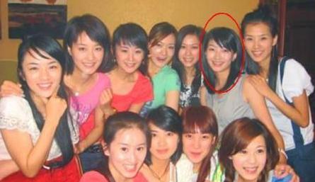 郑恺放江疏影大学非主流照儿时很文艺网友没整容从小美到大