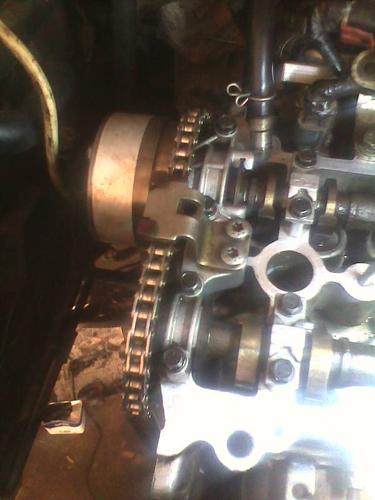 4a15的发动机排气管为什么会吸气?