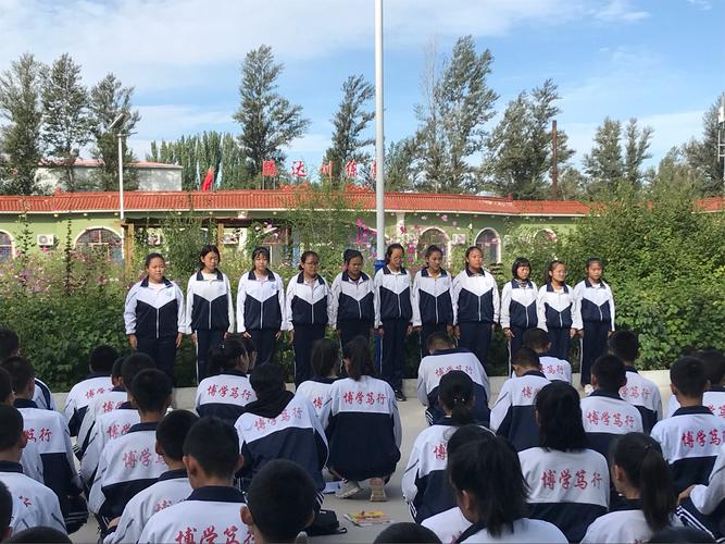 热血青春不负年华——记达拉特旗第十一中学2018年社会实践训练营活动