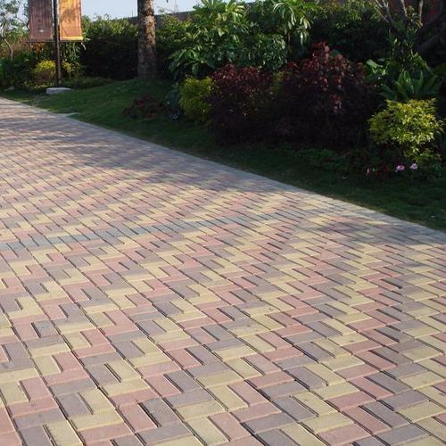 供应地面砖彩砖方格地面砖花样彩砖水泥制品颜色齐全