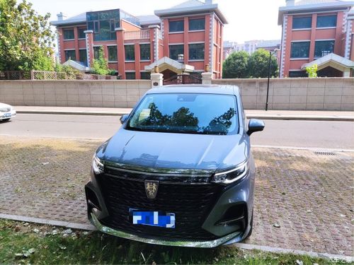 荣威imax8七座的mpv足够家用了