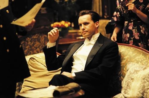 泰坦尼克号卡尔·霍克利怎么了