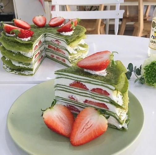 对抹茶草莓蛋糕是戒不掉的心头爱