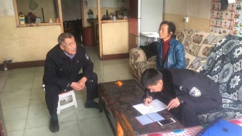 交口县公安局桃红坡工作队12月4日"百千万"工作情况