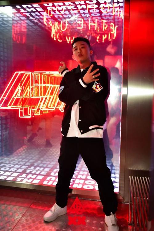 gai在成都开了个pub或许在这里你能感受到什么是hiphop文化