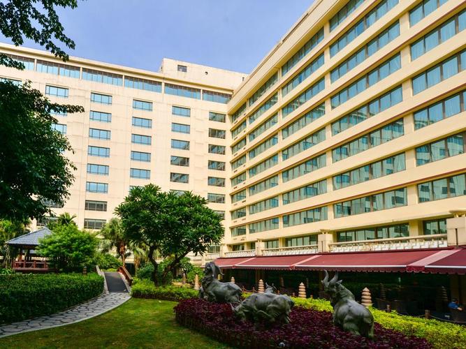 评论 东方宾馆 (dong fang hotel)