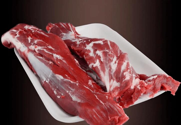 牛里脊肉  无论猪肉还是牛肉,里脊肉都是最嫩滑的肉,而且一头牛只有