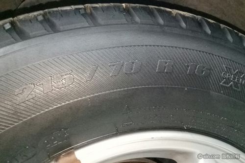 现代ix35左前轮胎尺寸
