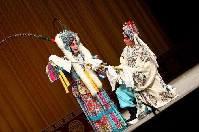 20100808京剧 蜈蚣岭 百花赠剑 武家坡 五百年后孙悟空