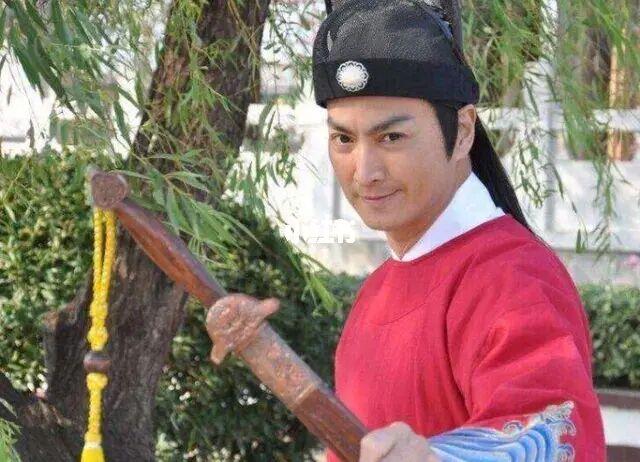 何家劲是最帅的展昭_娱乐圈_运动_演出_享受生活_足球