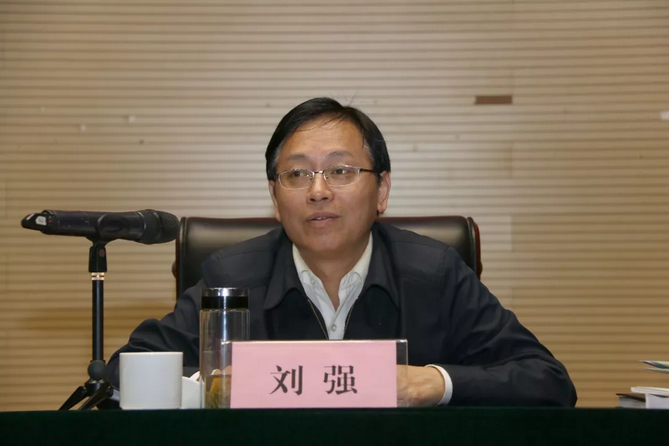 成都市委教育工委书记,市教育局党组书记,局长 刘强