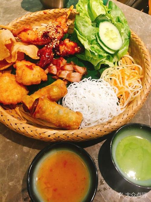 第八郡精致越南料理(新洲九街店)越南小吃拼盘图片 - 第29张