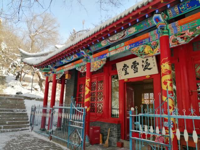 美!瑞雪来临,吉林市北山风光正好
