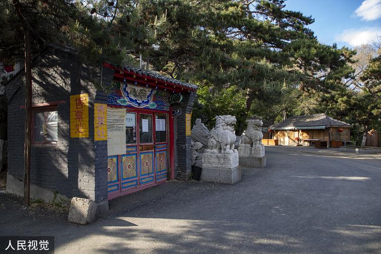 吉林:疫情期间的北山寺庙群空空荡荡
