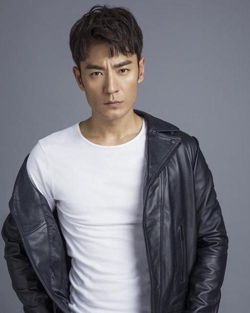 李光洁不同风格写真照,展现不一样的魅力