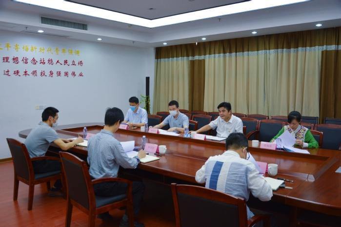 校纪委书记监察专员林学坚一行到海峡财经学院调研