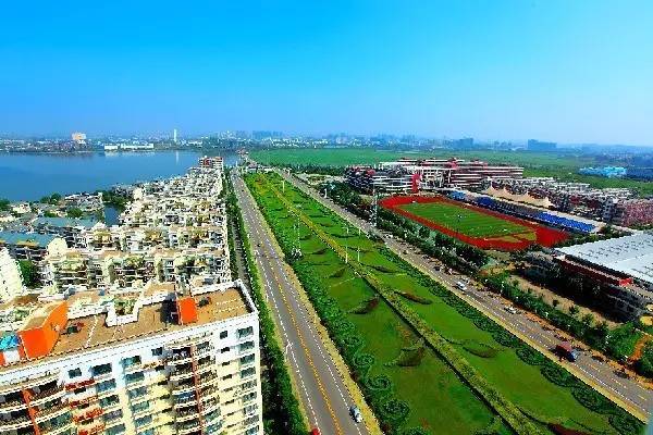 武汉人你们都小瞧江夏了!机场,车都,新城…5年后的江夏再也高攀不起!