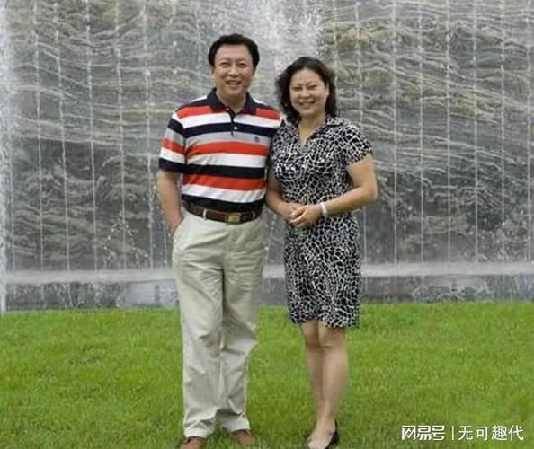 唐国强女儿唐莉生母悲情去世在父亲的泪水中理解了他的苦