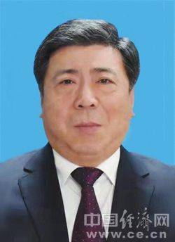 陈新(女),靳禄兵,李书平,石磊,李海平,牛颖建当选邯郸市第十六届人大