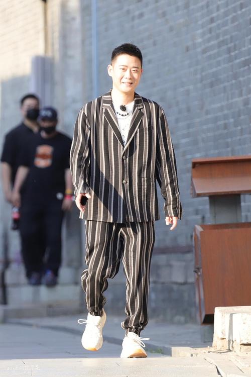 回应演员安利栾云平颜值及资讯