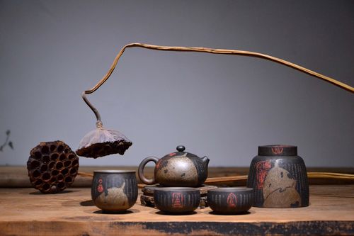 陈七铭——建水紫陶菩提心经壶,传统工艺,新颖设计,可谓一叶世界